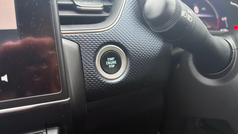 Renault Arkana 1.6 E-TECH Hybrid 145 Iconic 5dr Auto Hybrid Estate